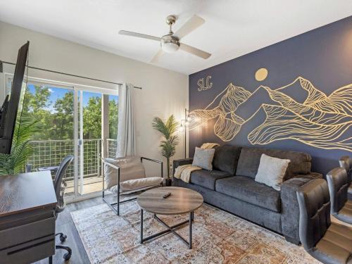 Rio Grande Apartment | Downtown SLC Apartment - King Bed - Gym - Smart TV