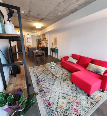Fashion District Apartment | Downtown Toronto Spacious Spa Haven and Park