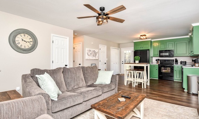 Woodruff House | Downtown Woodruff Cozy Bungalow