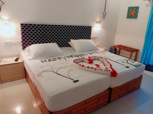 Thulusdhoo Island House | Dream Inn Sun Beach Hotel Maldives