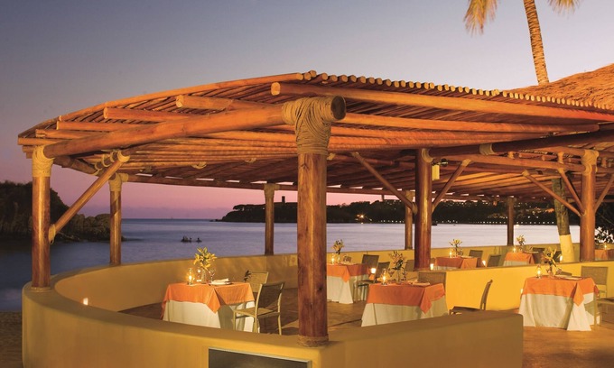 Santa Maria Huatulco Resort | Dreams Huatulco Resort & Spa - All Inclusive