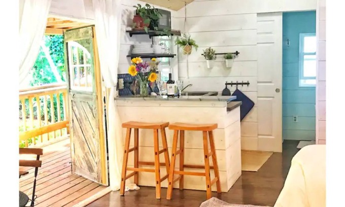 West Hazel Dell House | Dreamy 1/2 acre estate in the city with Guest House!