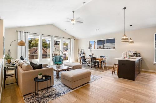 Rockaway Beach House | Driftwood Cove at Rockaway Beach