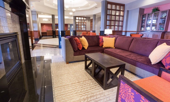 Sharonville Hotel | Drury Inn & Suites Cincinnati Sharonville