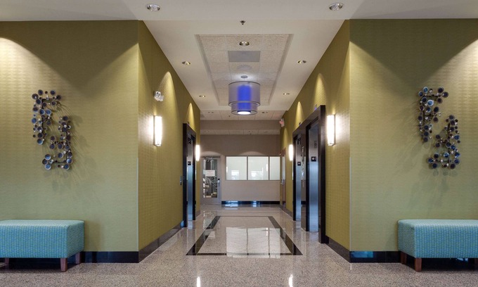 Columbia Hotel | Drury Plaza Hotel Columbia East