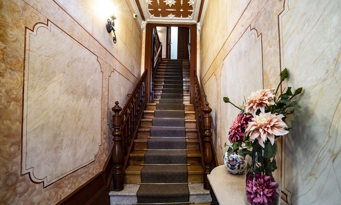 Bonfim House | Dukes Corner Guest House