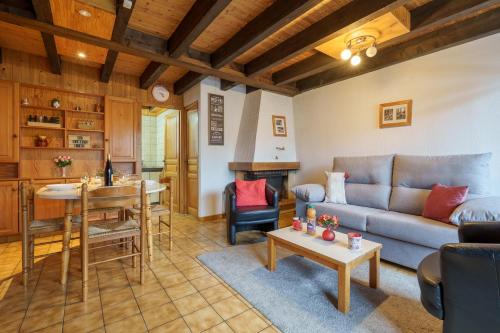 La Bresse Apartment | Duplex du Moulin - Parking et terrasse