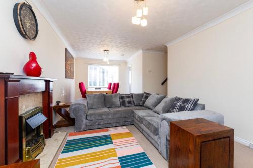 Durham House | Durham 3Bedroom Home Away From Home