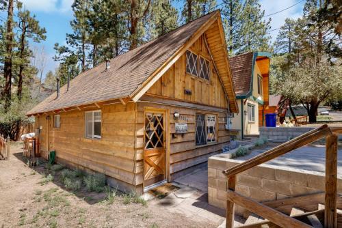 Moonridge House | Dusk to dawn #557