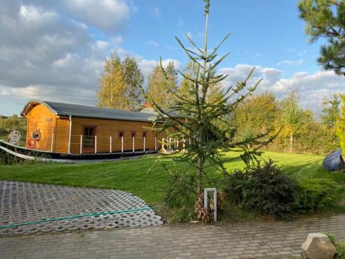 Rewa Apartment | Dutch hausboat "MOLENDIEP" built 1909