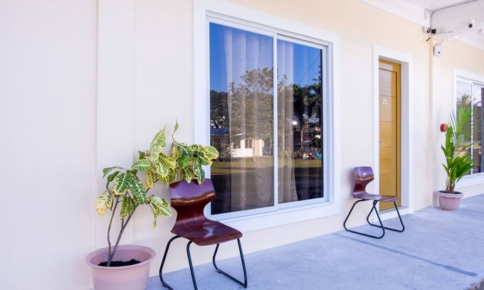 Dumaguete Apartment | E and C tourist Inn