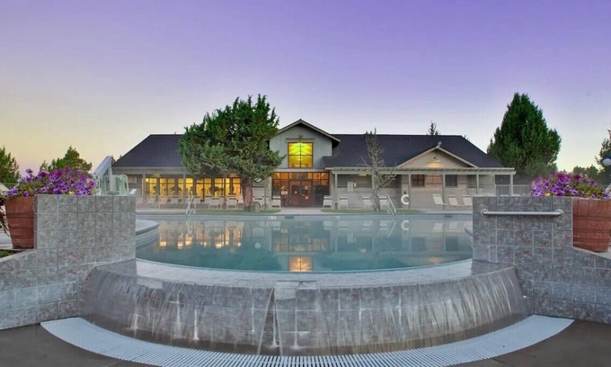Redmond House | Eagle Crest Resort Golf Pay 4nights Get the whole week,3Nights FREE Eagle Crest