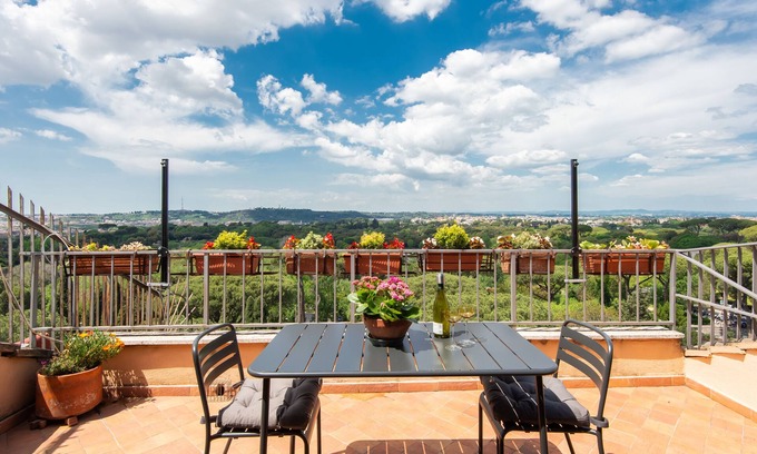 Rione XVI Ludovisi Apartment | Eagle Eye Penthouse