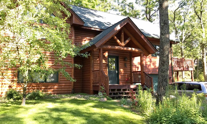 Nisswa House | Eagle Pines: Rare, Beautiful North Shore of Gull Lake