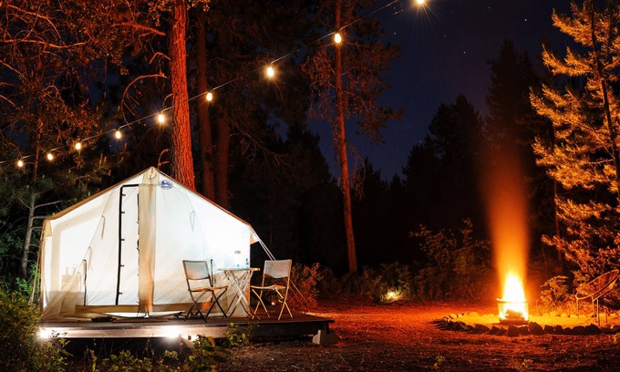 Donnelly RV Rental | Eagle’s Landing: Canvas Tent Glamping 🦅🏔