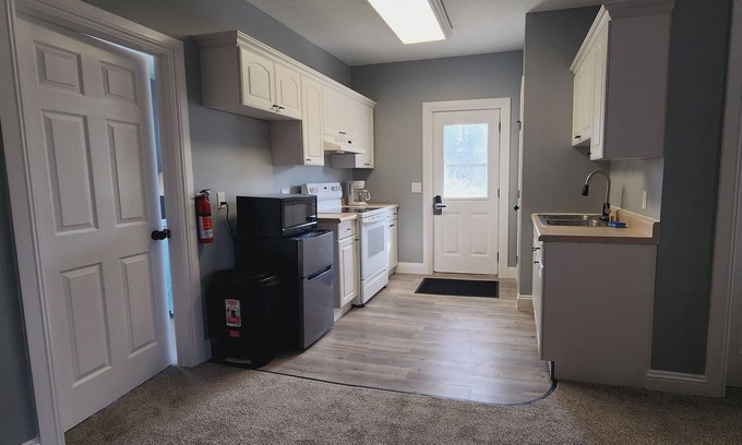 St Ignace Condo | Eagle's nest inn condo 1