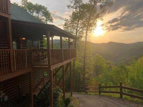 Gatlinburg - Pigeon Forge House | Eagle's View #356
