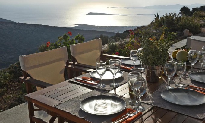 Paros House | Eagles Nest