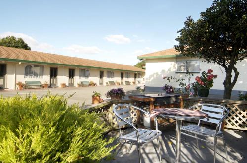 Upper Riccarton Hotel | Earnslaw Motel