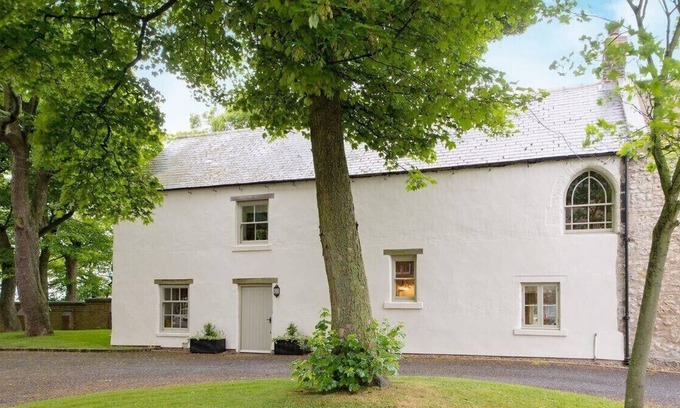 Peterlee Cottage | East Durham luxury 13th century farmhouse, bursting with character and charm.