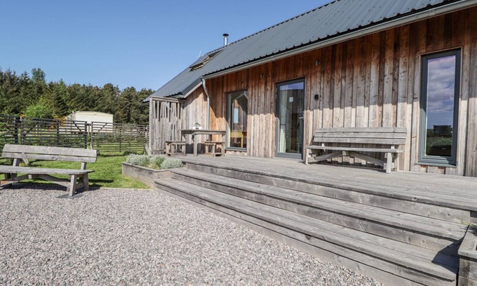 Forres House | EASTER BLERVIE, romantic, country holiday cottage in Forres