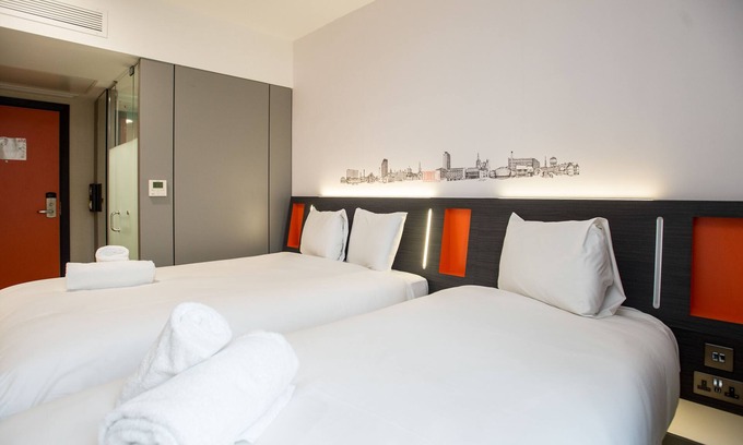 Sheffield City Centre Hotel | easyHotel Sheffield
