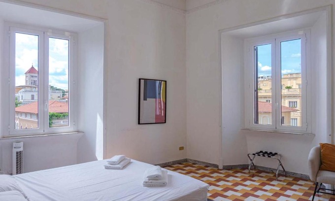 Rione XVI Ludovisi Apartment | EasyTopStay - Villa Borghese Large Apartment