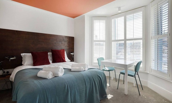 Folkestone Apartment | Eco Aparthotel - Cheriton Studio