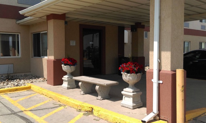 Fargo Hotel | Econo Lodge