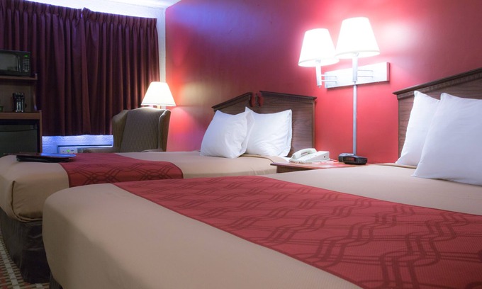 Williamsport Hotel | Econo Lodge