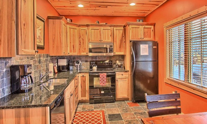 Boyne Falls House | Edelweiss Lodge