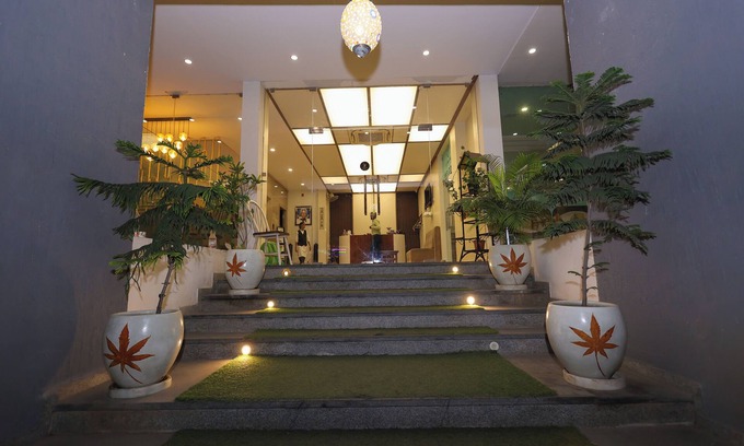 Kalapettai Hotel | Eden Roc