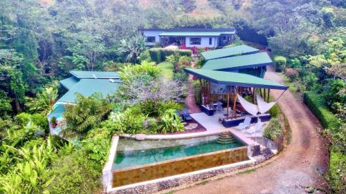 Ballena Bed & Breakfast | Eden Tica Lodge