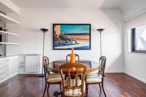 Ruggero Settimo Apartment | Edward Apartment by DomuSicily