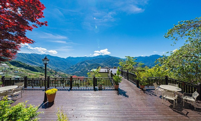 Ren'ai Hotel | Egmont Resort