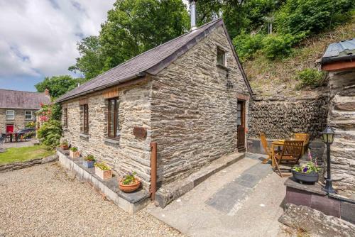 Tremain House | Eithin-Y-Rhiw