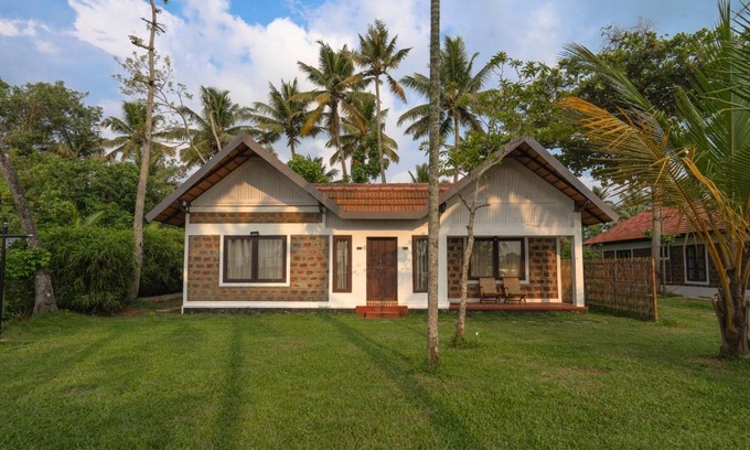 Vaikom Bed & Breakfast | Ekantha Ala