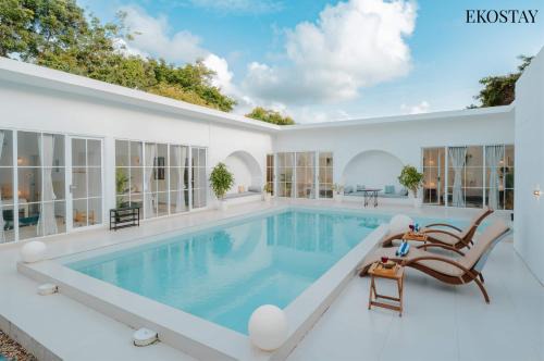 Chondhi Villa | EKOSTAY Gold - Ark Stone Villa