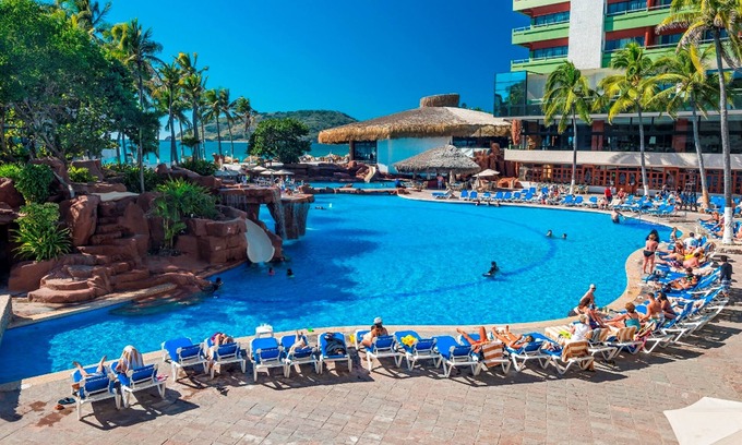Zona Dorada Resort | El Cid El Moro Beach Hotel