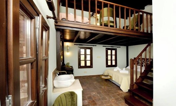 Rhodes Old Town Hotel | Elaia-Fos