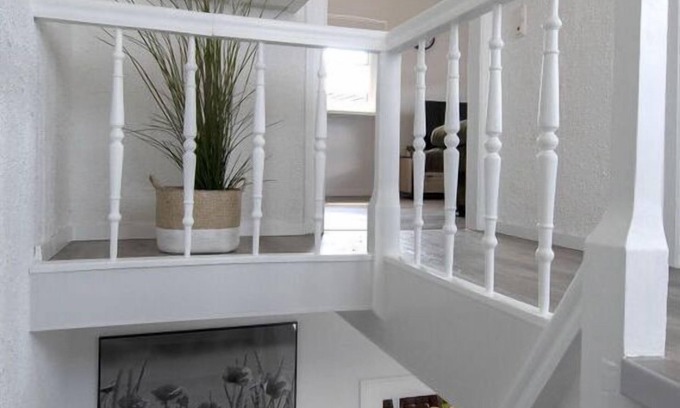 Thur Boat Rental | Elas Place Modern retreat