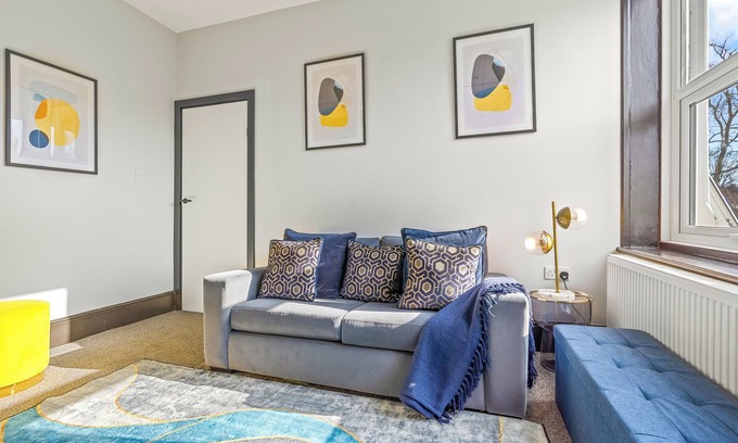 Munster House | Elegant 2 bedroom in the heart of Fulham