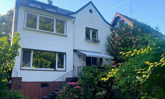 Essen-Borbeck-Mitte Apartment | Elegant Apartment in Essen