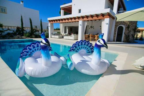 Port des Torrent House | Elegant House in Sant Josep de sa Talaia with Private Pool