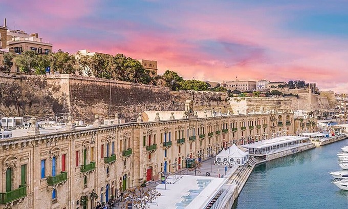 Floriana House | Elegant Maltese Hideaway Near Valletta