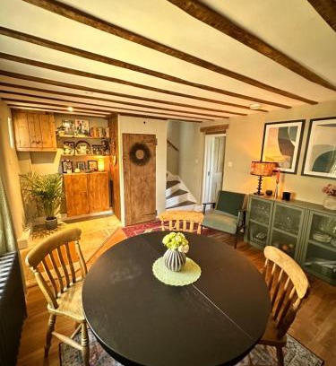 Stroud House | Elegant town house in Stroud