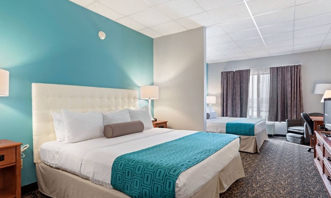 Rapid City Hotel | Elevation Inn & Suites, Trademark Collection by Wyndham