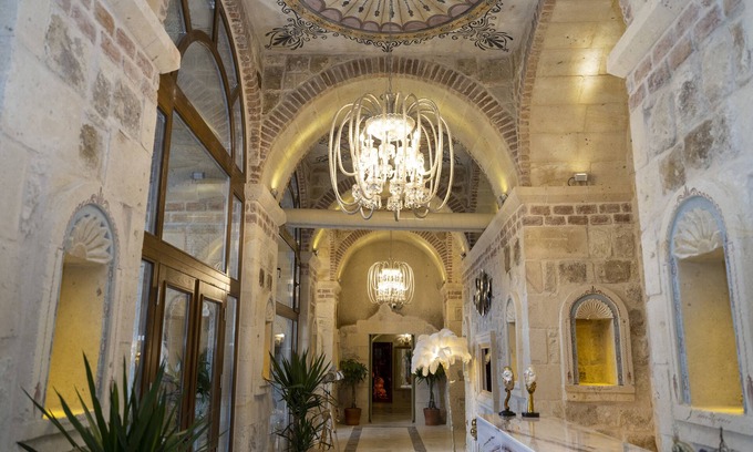 Ortahisar Hotel | Elika Cave Suites & Spa