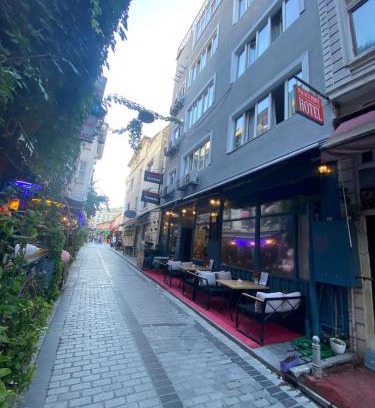Sirkeci Hotel | Elite Plus Family Hotel Old City
