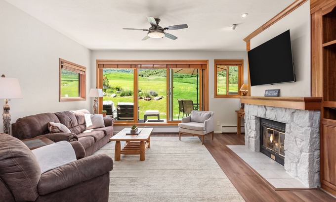 Snowmass Village Villa | Elk Mountain Villa in Snowmass: 3 bed with walk-out patio